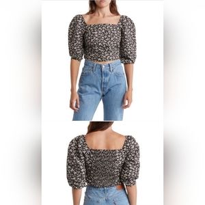 NWT Levi Top Size MD